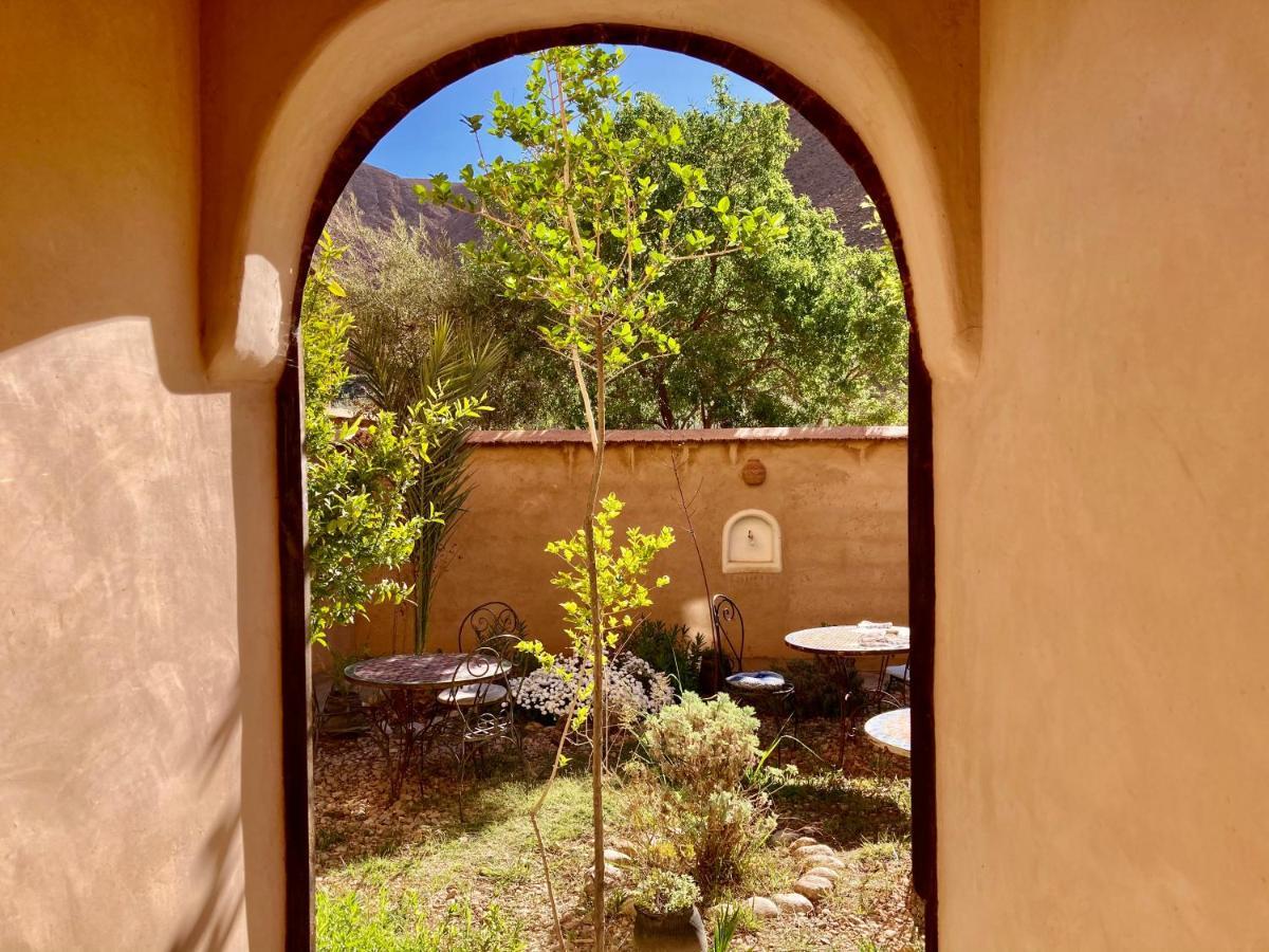 Bed and Breakfast Les 4 Saisons Du Dades Aït Idaïr Exterior foto