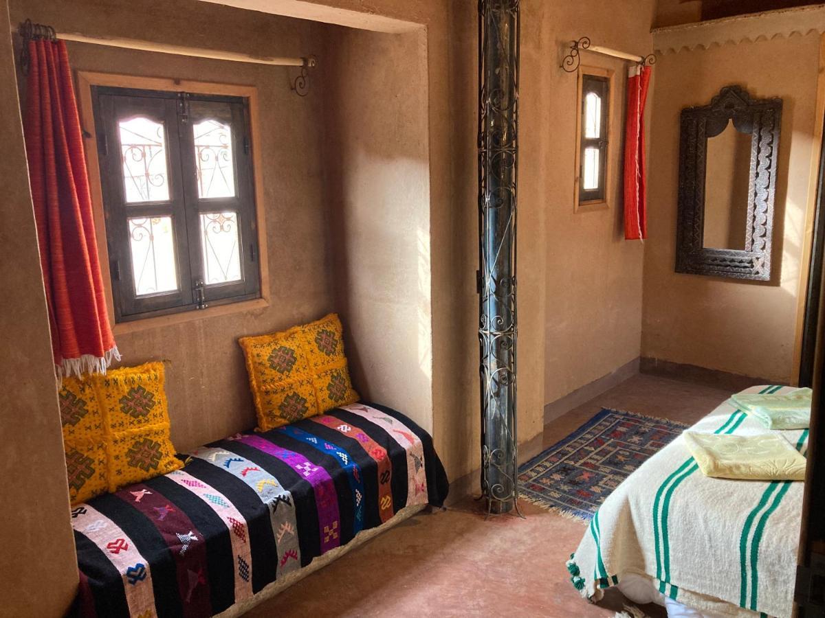 Bed and Breakfast Les 4 Saisons Du Dades Aït Idaïr Exterior foto